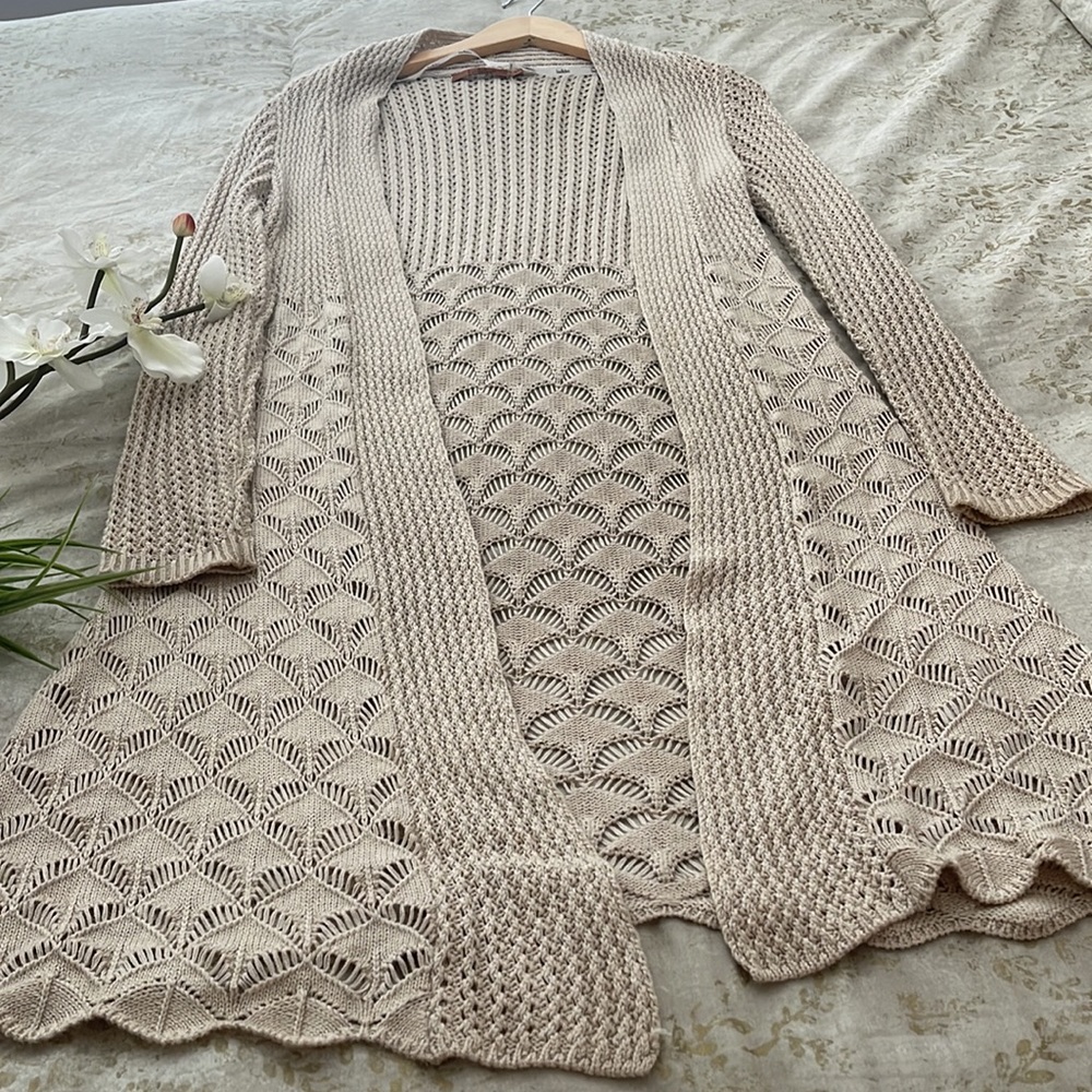 Sweater - Picture 2 of 4